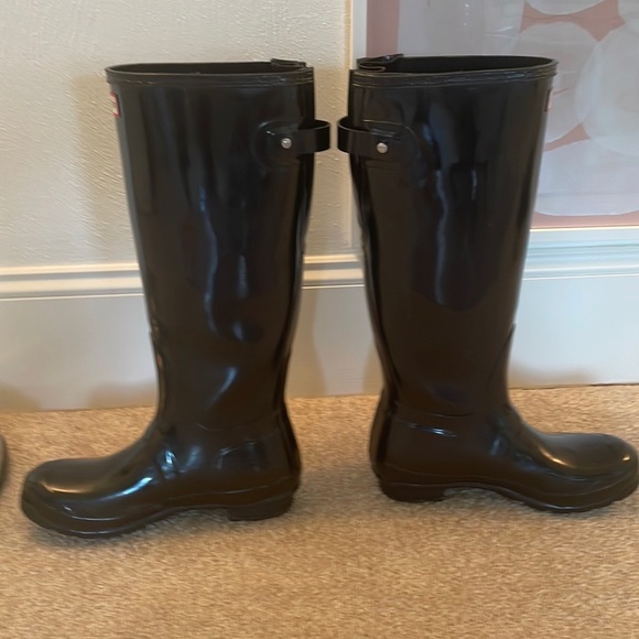 HUNTER Women’s Rain Boots & Sock inserts - Picture 5 of 14